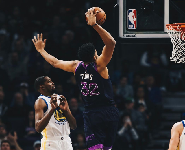 开云体育官方网站关于清晨全明星赛传出新动向，巴塞罗那回应争议，管理层表态——管理层满意，赛季目标并未改变的信息